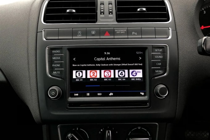 2016 Volkswagen Polo