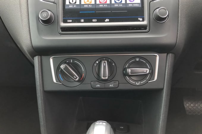 2016 Volkswagen Polo