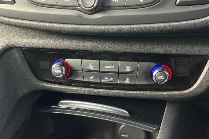 2020 Vauxhall Insignia