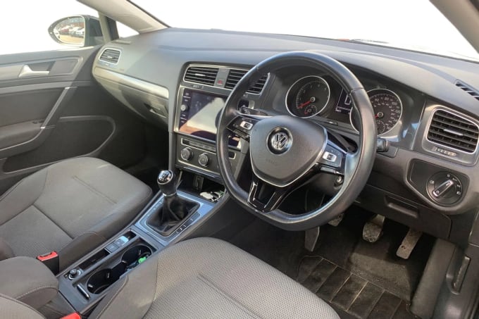 2018 Volkswagen Golf
