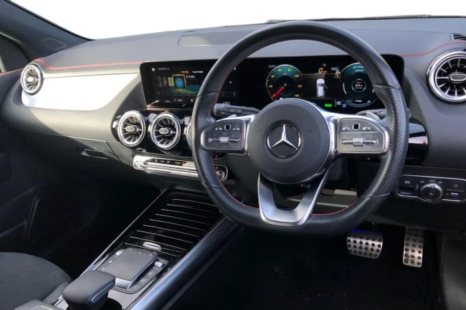 2022 Mercedes-benz Eqa