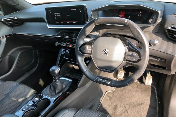 2021 Peugeot 2008