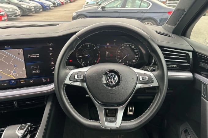 2018 Volkswagen Touareg