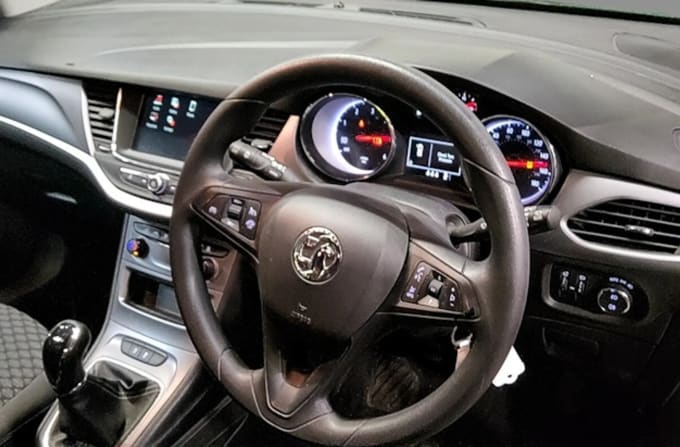 2019 Vauxhall Astra