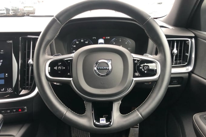 2019 Volvo V60