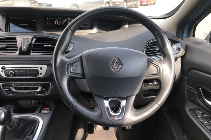 2016 Renault Scenic