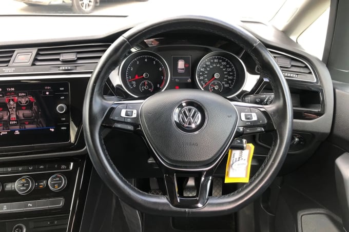 2019 Volkswagen Touran