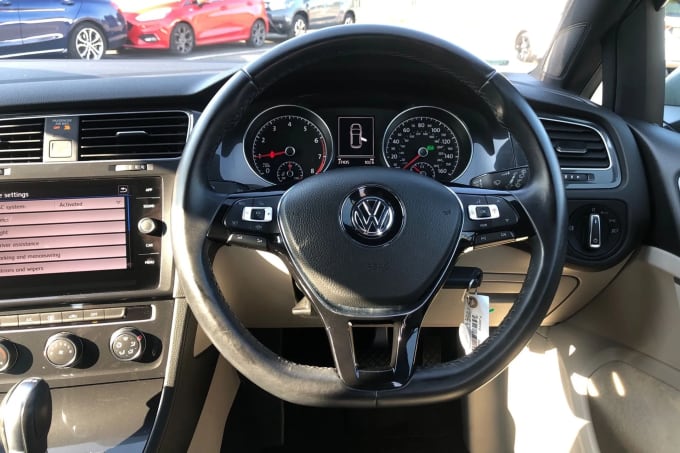 2018 Volkswagen Golf