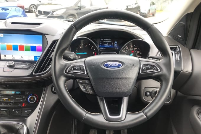 2019 Ford Kuga Vignale