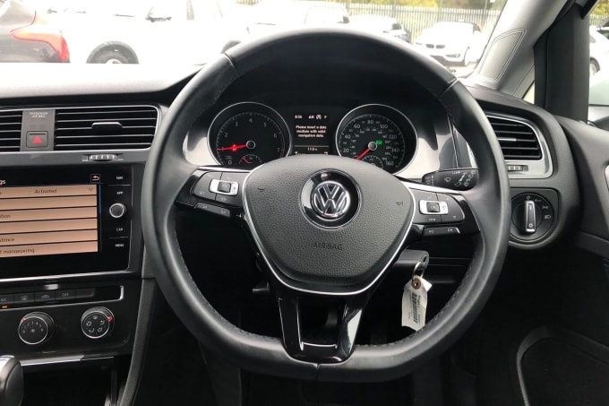 2018 Volkswagen Golf