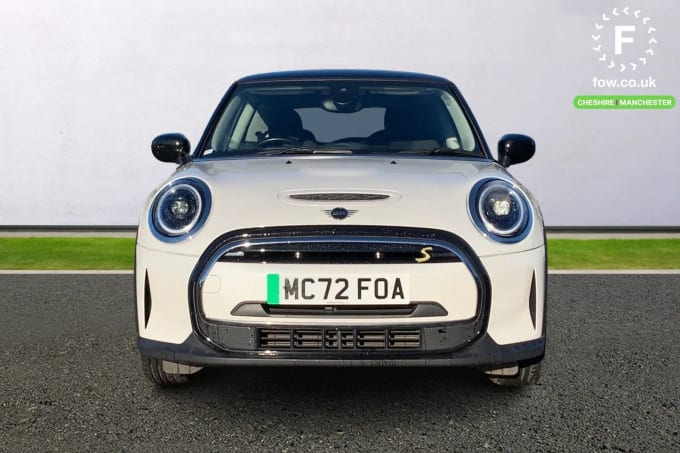 2023 Mini Hatch