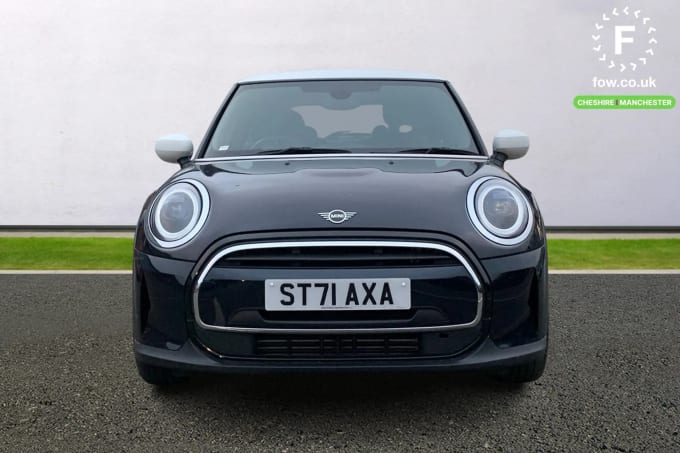 2021 Mini Hatch