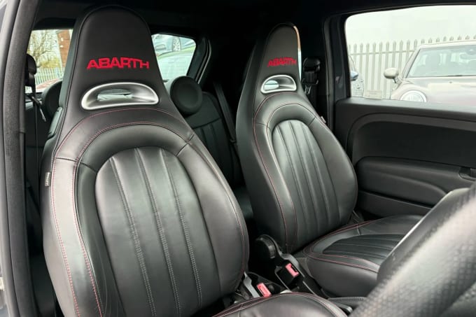 2017 Abarth 695