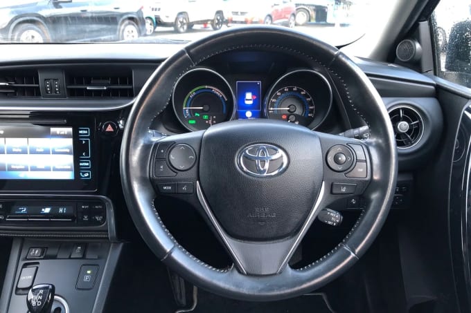 2018 Toyota Auris