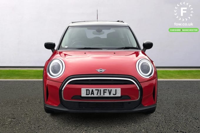 2021 Mini Hatch