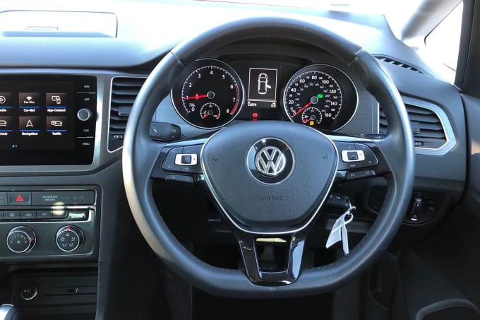 2019 Volkswagen Golf Sv