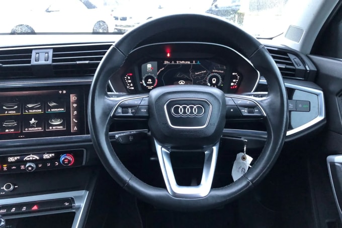 2021 Audi Q3