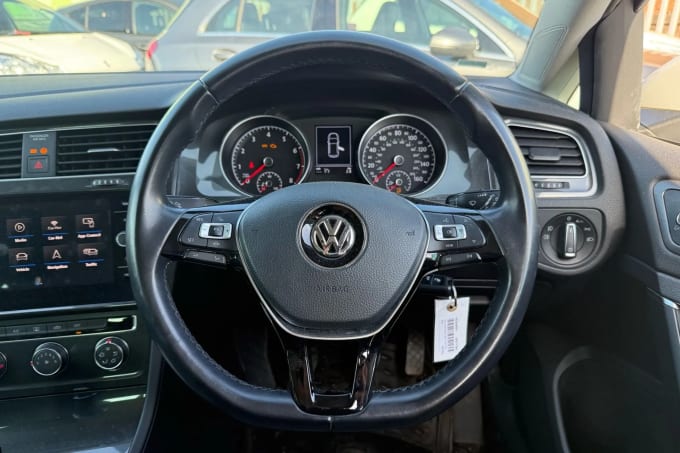 2019 Volkswagen Golf