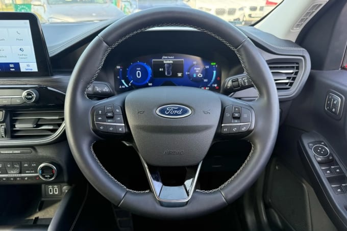 2022 Ford Kuga