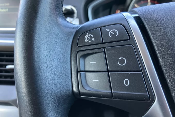 2016 Volvo V40