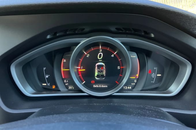 2016 Volvo V40