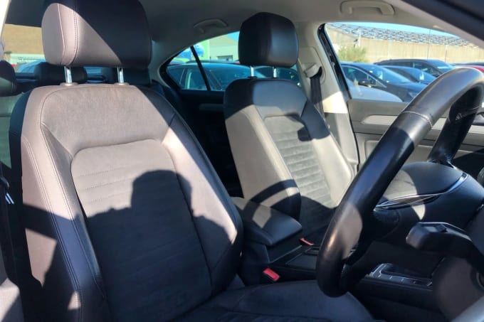 2016 Volkswagen Passat