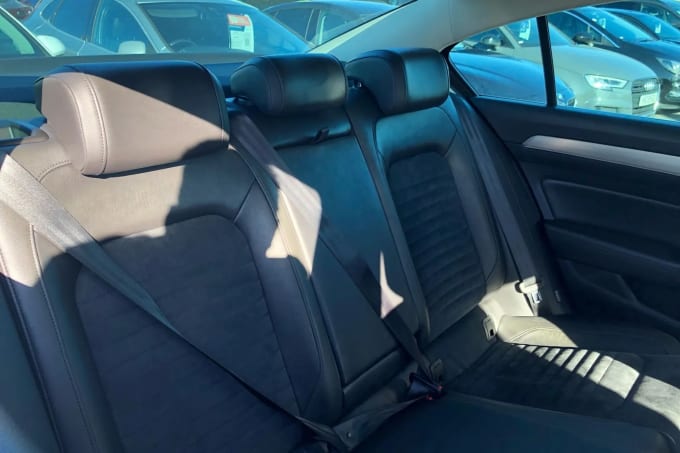 2016 Volkswagen Passat