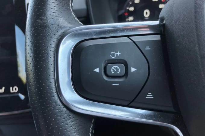 2020 Volvo Xc40