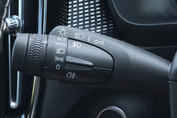 2020 Volvo Xc40