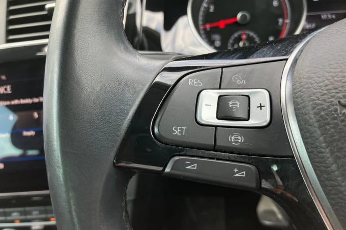 2019 Volkswagen Golf