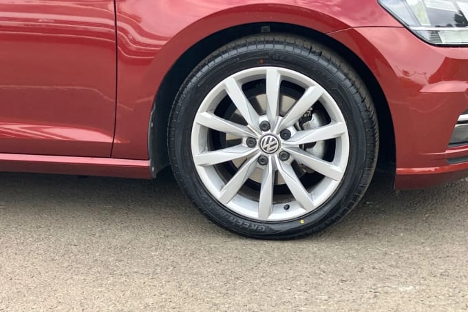 2019 Volkswagen Golf