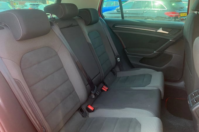 2018 Volkswagen Golf