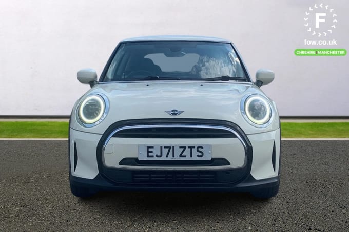 2021 Mini Hatch