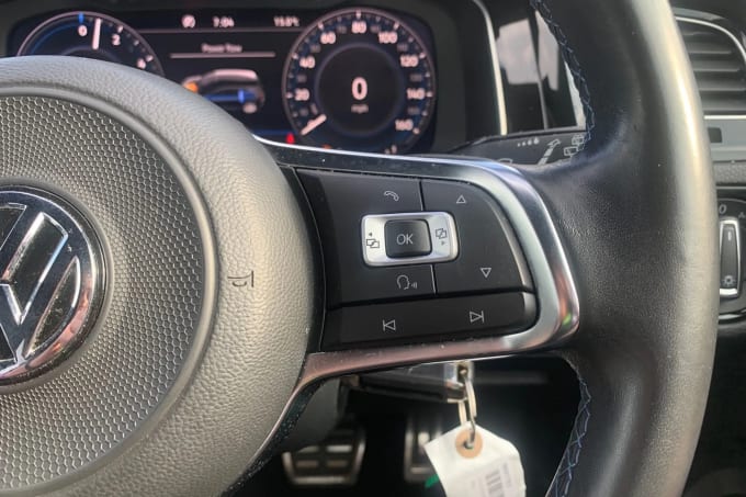 2017 Volkswagen Golf
