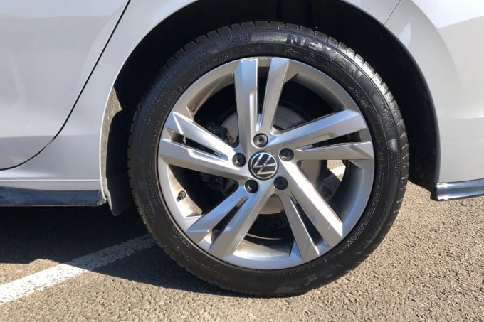 2024 Volkswagen Golf