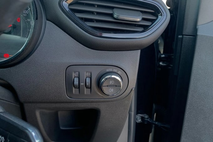 2019 Vauxhall Crossland X