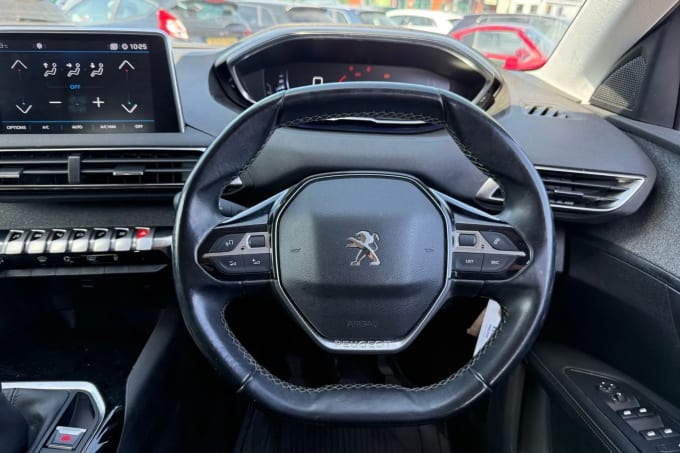2020 Peugeot 5008