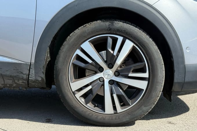 2020 Peugeot 5008
