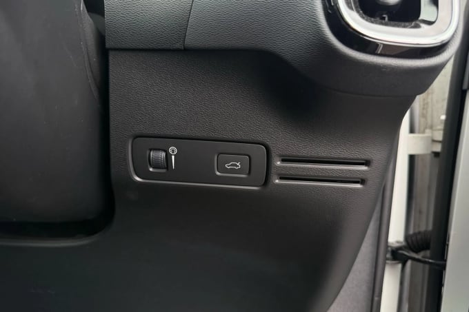 2020 Volvo Xc40