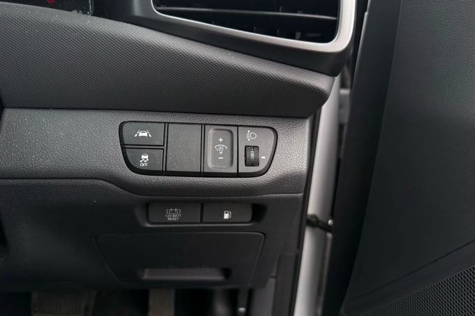 2022 Hyundai Ioniq