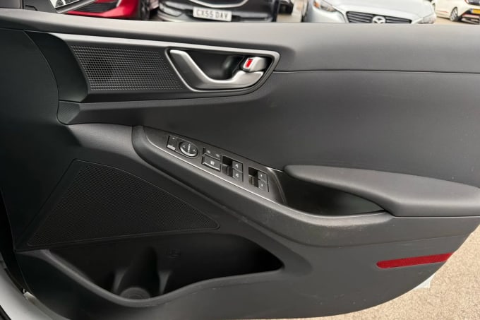 2022 Hyundai Ioniq