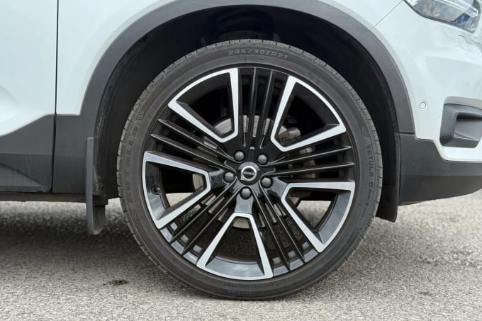2020 Volvo Xc40