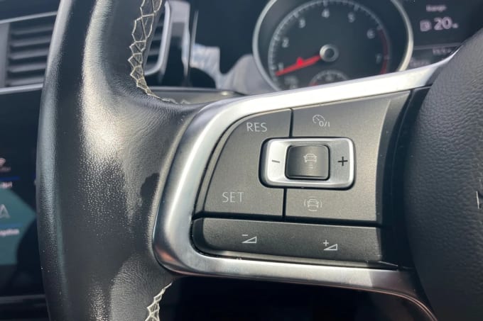 2020 Volkswagen Golf
