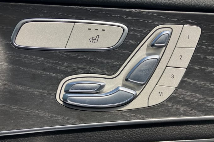 2017 Mercedes-benz Glc