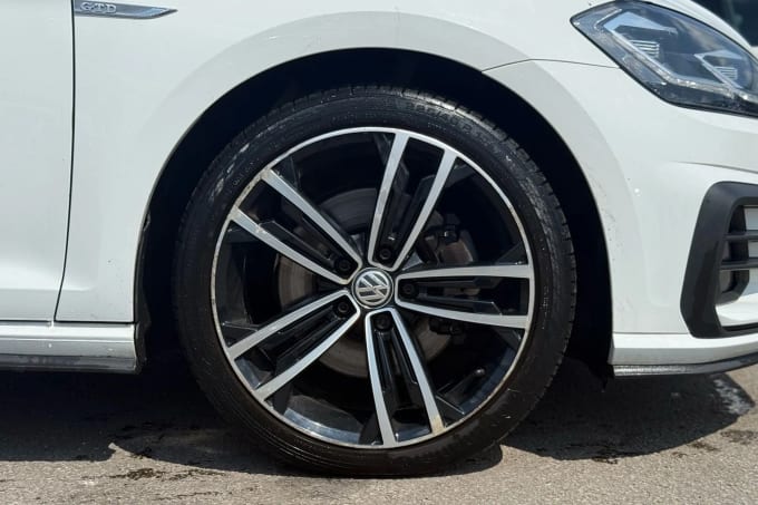 2018 Volkswagen Golf