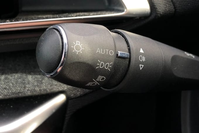 2021 Peugeot 3008