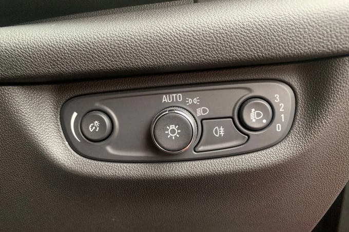 2019 Vauxhall Insignia