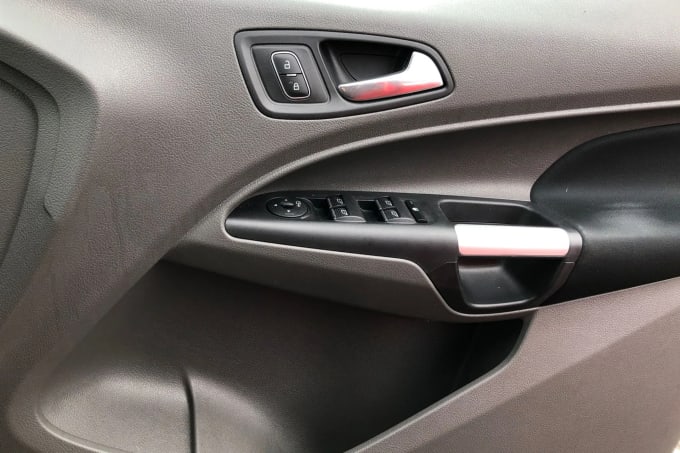 2022 Ford Grand Tourneo Connect