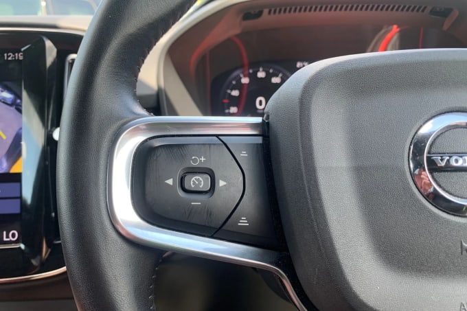 2020 Volvo Xc40