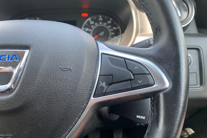 2022 Dacia Duster